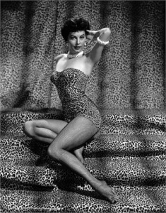 AVA GARDNER animalier