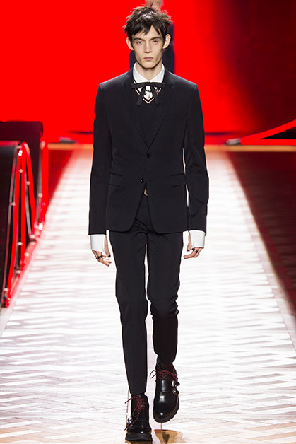 1453755656_Smoking-Dior-Homme